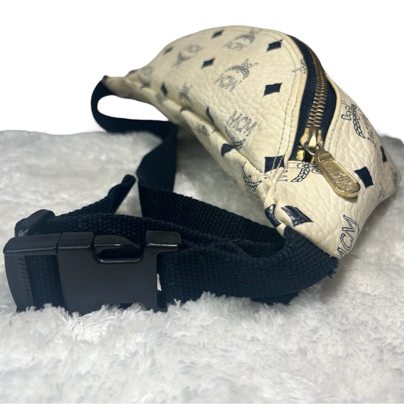 ❌❌SOLD❌❌AUTH MCM Bum Bag Waist Pouch blue and off white - Picture 5 of 12